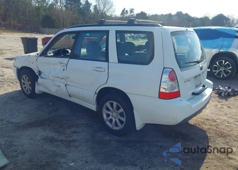 2006 Subaru Forester 2.5X z USA, uszkodzony, nr VIN JF1SG65676H741072
